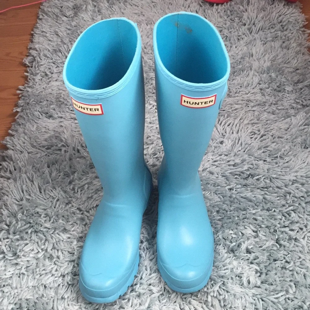 Hunter Women's Tall Rain Boots in Light Blue